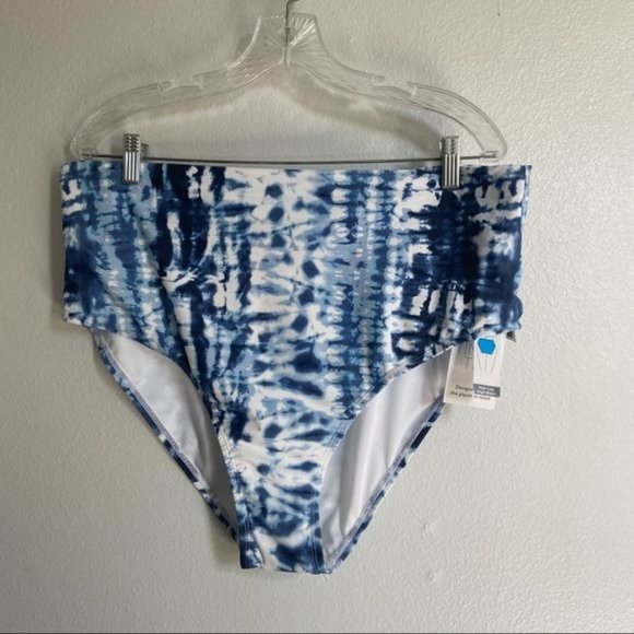 Time and Tru High Waist Bikini Bottom - Picture 2 of 9